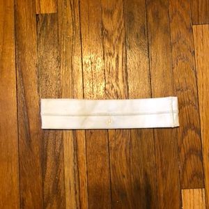 Lululemon Athletica headband